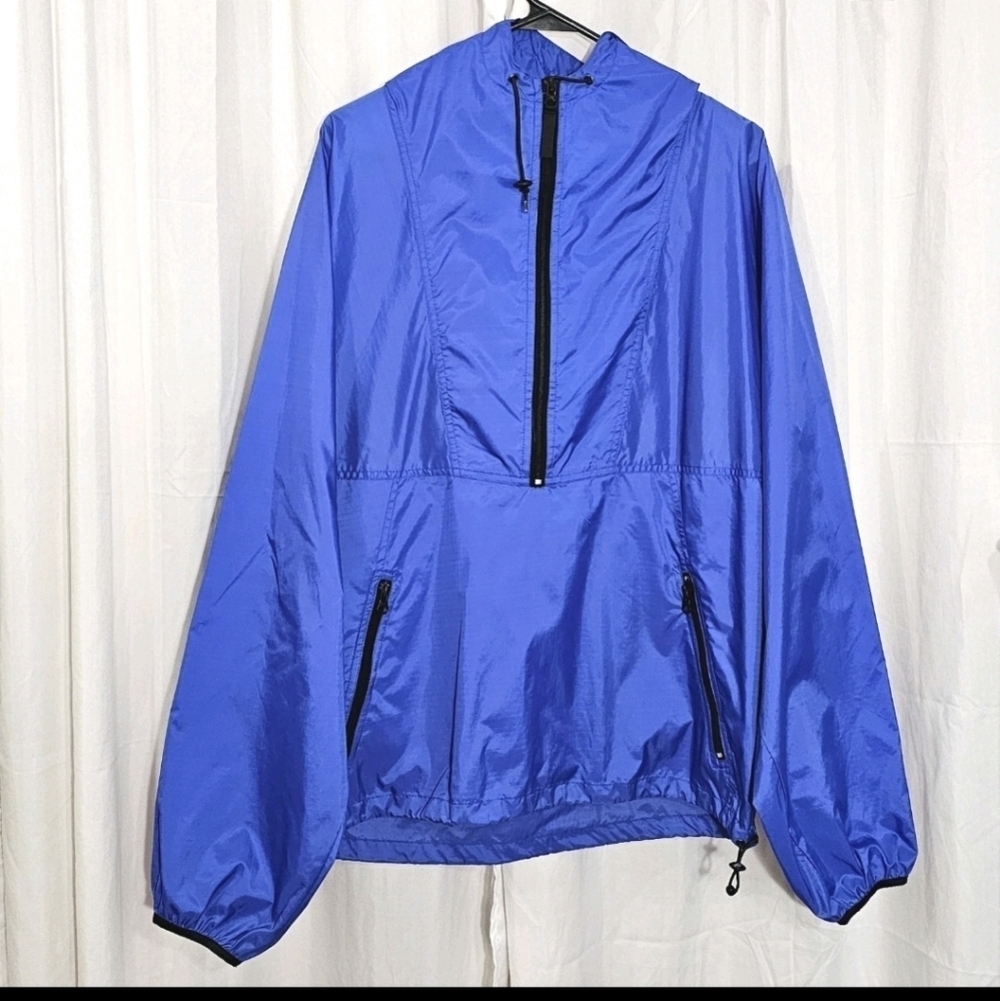 Vintage Helly Hansen Men’s Medium Blue Nylon Pullover Hooded Windbreaker